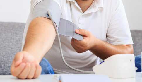 Does physiotherapy reduce high blood pressure?